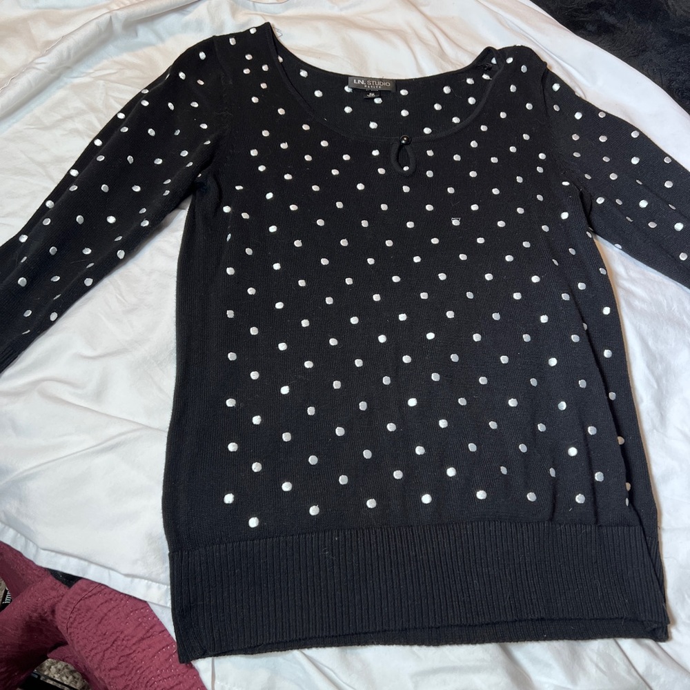 Dana Buchman Black and White Crew Neck Sweater with Polka Dot Pattern